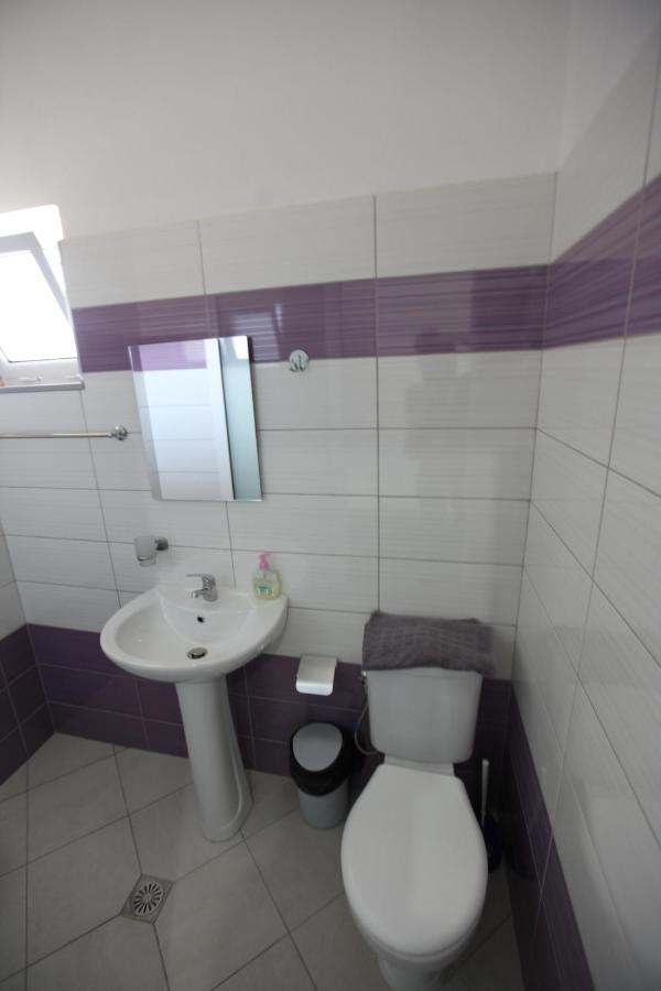 Vila Flavin 2 * Ksamil